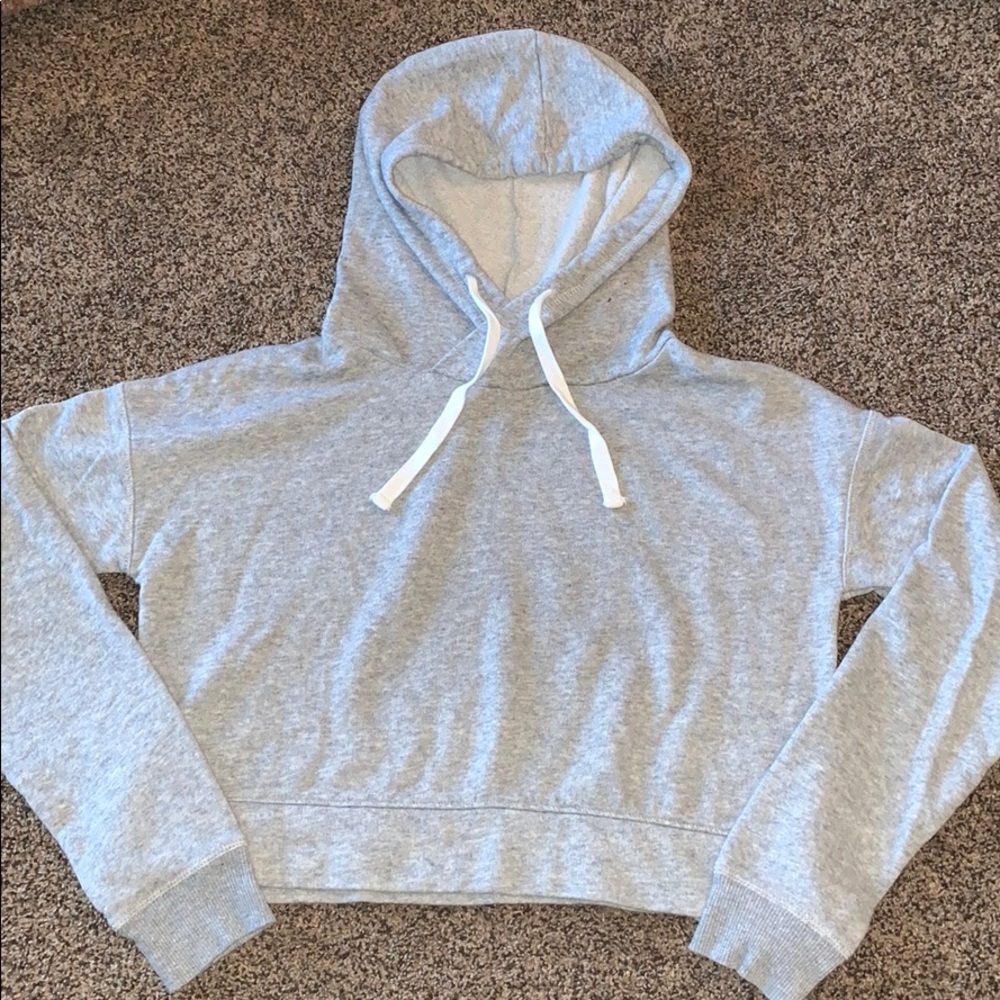CROPPED GREY HOODIE